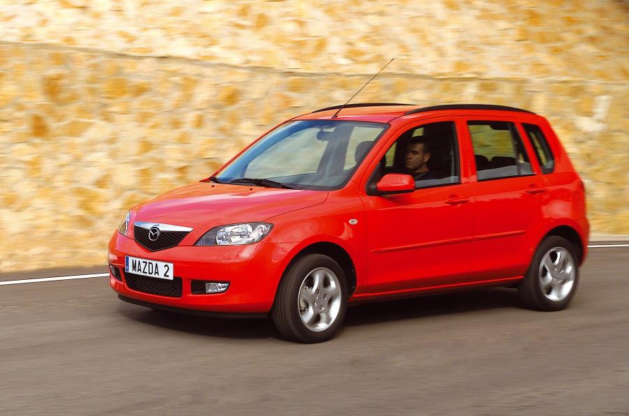  Mazda2 2002 года  (фото 41 из 113)